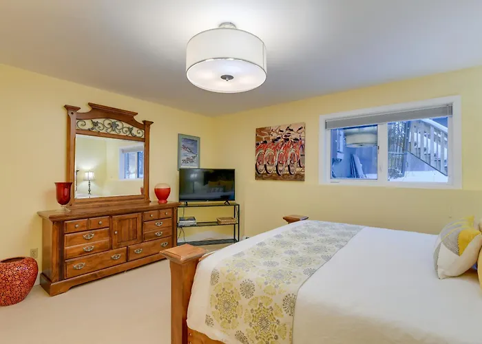Anchorage Vacation Rental Near Coastal Trail!